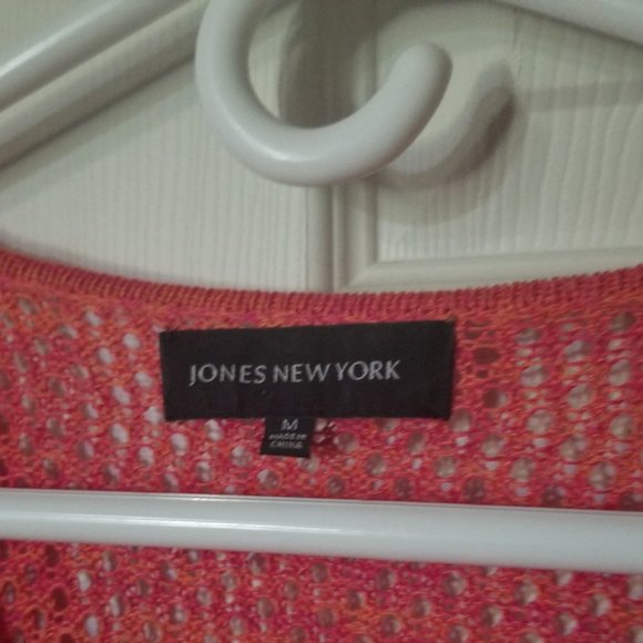 Jones New York Crochet Style short sleeve - Picture 2 of 2